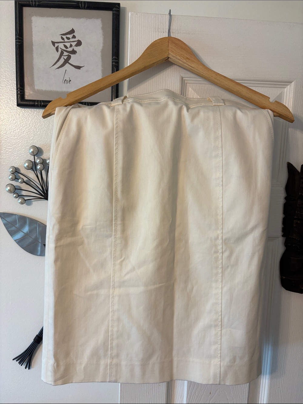 Talbots Cream Petite Skirt with Subtle Stitching